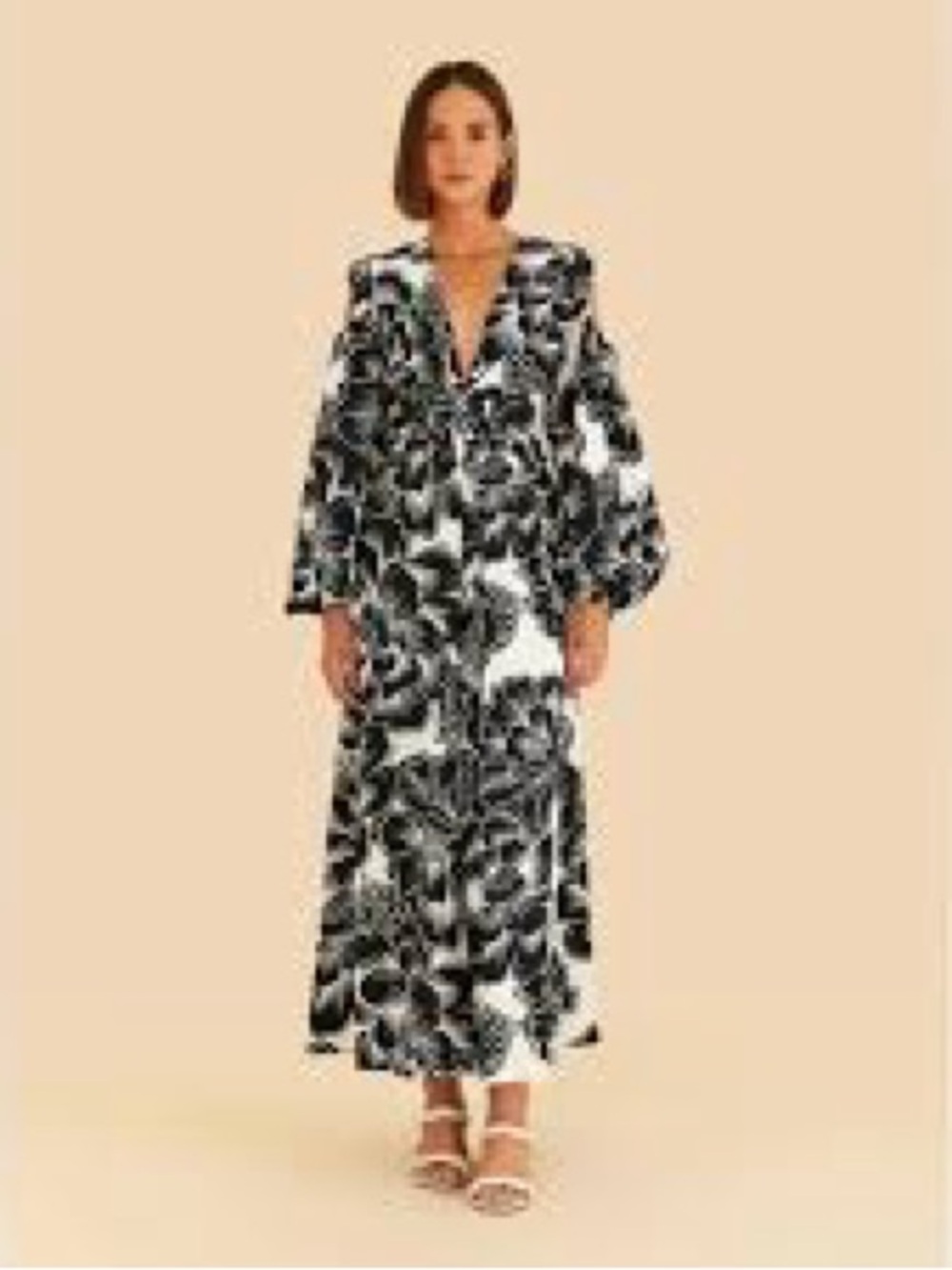 FARM Rio Women’s Medium Black White Floral Maxi Dress Long Sleeve Cold Shoulder